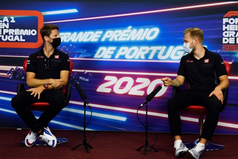 Ap&oacute;s quatro temporadas na Haas, Kevin Magnussen e Romain Grosjean deixam a equipe 
