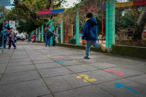 Escolas municipais de Porto Alegre j� registram 77 casos positivos de Covid-19