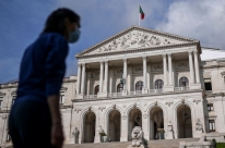 Portugal aprova novo estado de emergência, mas não impõe confinamento obrigatório
