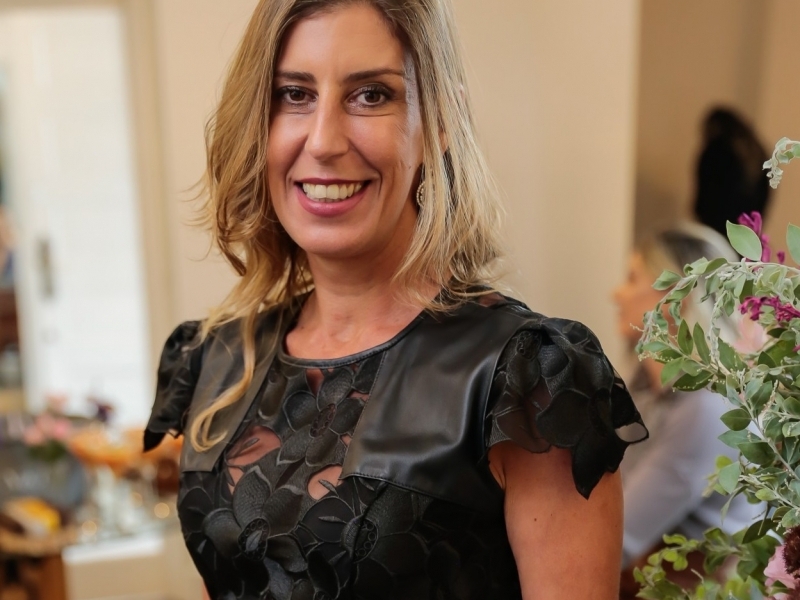 Ana Paula Dixon coordena ações da ONG Psoríase Brasil