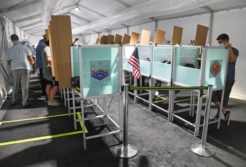 Nos EUA, o dia da eleição, sempre na primeira terça-feira de novembro, não é feriado