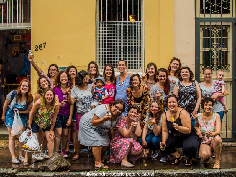 Coletivo feminista criado em 2016, a Ceva das Minas tem cerca de 40 integrantes e usa a bebida como polo agregador