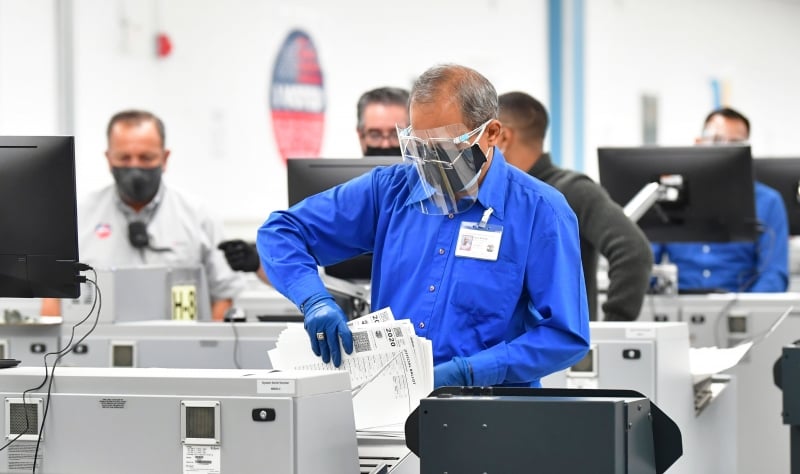 O secretário de Estado da Geórgia, Brad Raffensperger, confirmou a informação