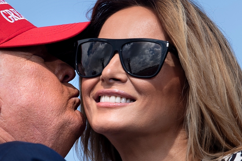 Melania Trump tenta convencer seu marido a aceitar a derrota para Joe Biden