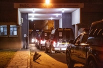 Operação transfere nove líderes de organizações criminosas para penitenciárias federais fora do RS