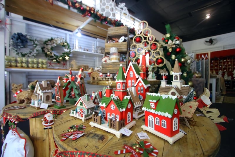 Loja focada em Natal o ano todo é um achado na Zona Sul de Porto Alegre