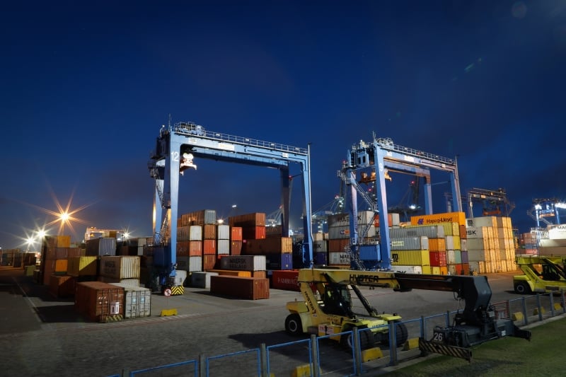 Já as importações ficaram 64,1% acima da média de maio do ano passado