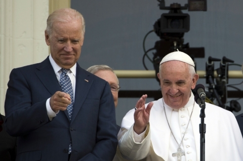 Papa parabeniza Joe Biden pela vitória na eleição norte-americana