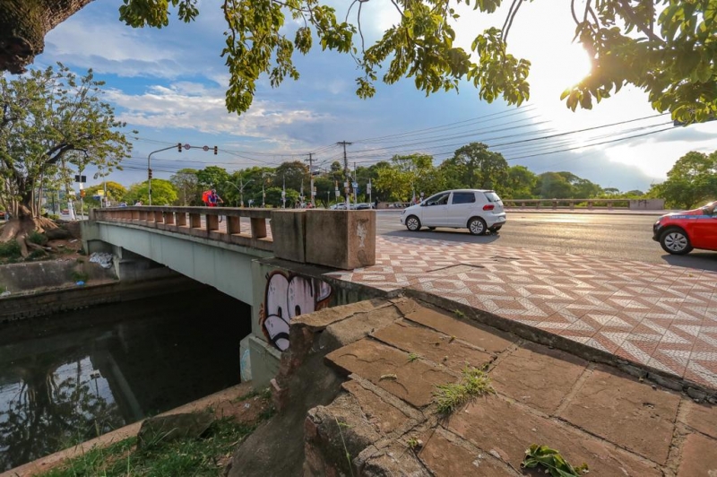 Ponte que liga as avenidas Ipiranga e Borges de Medeiros está no pacote da adoção