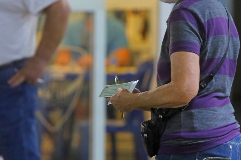 Votação do segundo turno começou às 7h em 57 cidades brasileiras