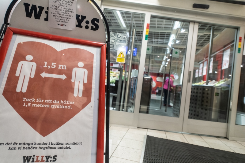 Governo sueco apresentou proposta que permitiria o fechamento de shoppings, academias e restaurantes
