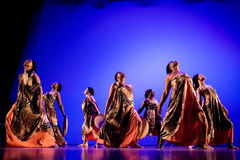 Espetáculo de dança 'O Feminino Sagrado', do grupo Afro-Sul Odomode