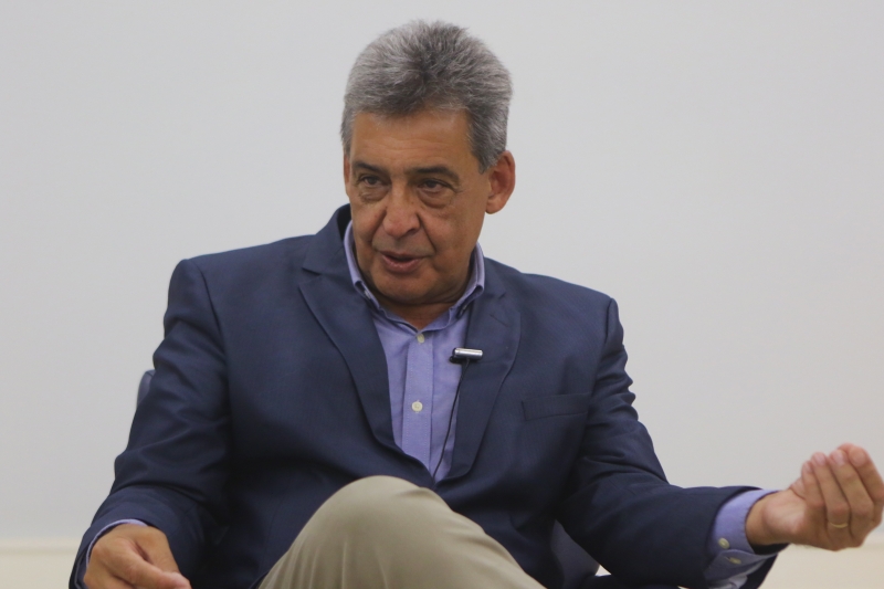 "Com os protocolos necessários, vamos reabrir a cidade, sim", garantiu o candidato do MDB, Sebastião Melo