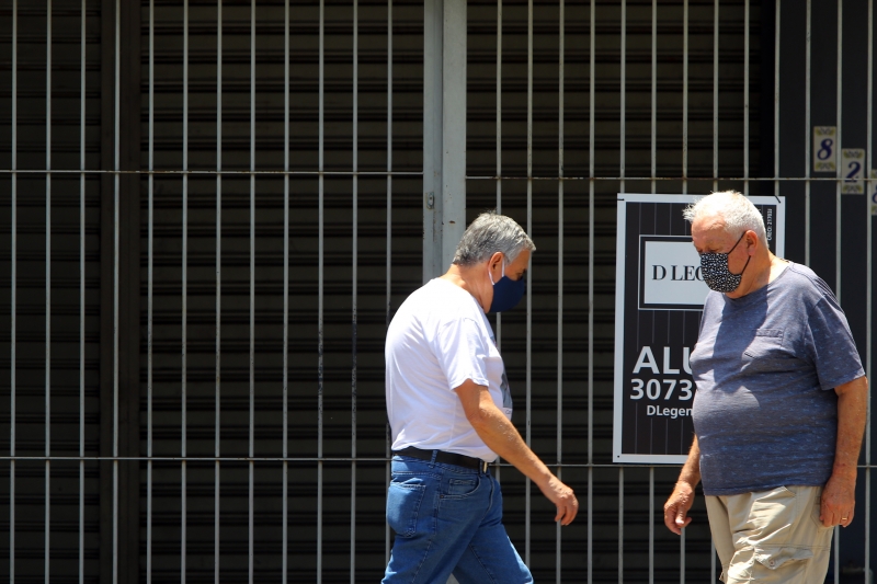 População de 455 cidades gaúchas entra em mais uma semana sob bandeira vermelha