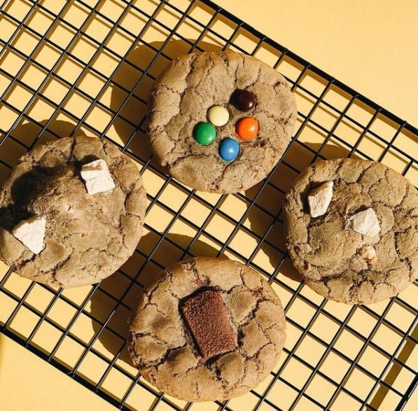 Os pre&ccedil;os dos cookies variam de acordo com o tamanho Foto: INSTAGRAM/REPRODU&Ccedil;&Atilde;O/JC