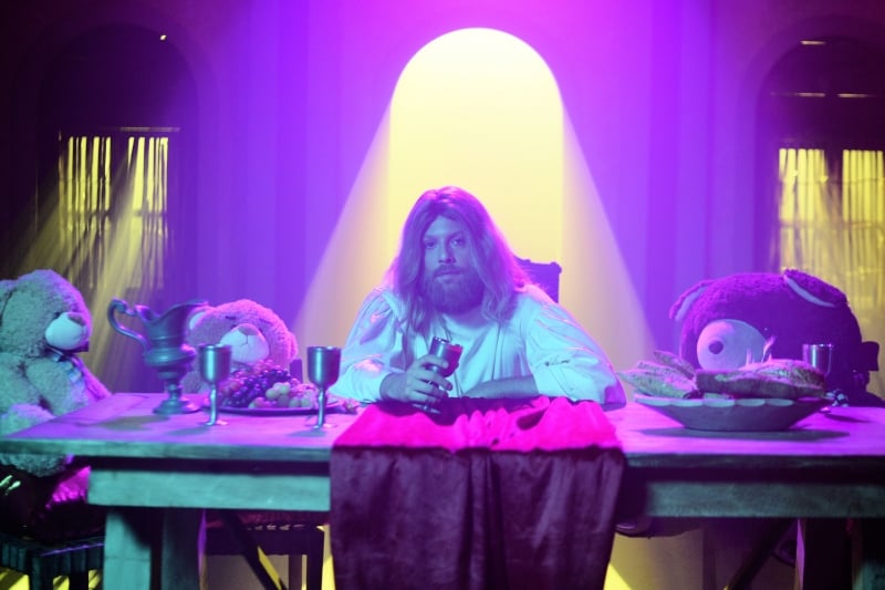 Fábio Porchat interpreta novamente Jesus no Especial de Natal 2020