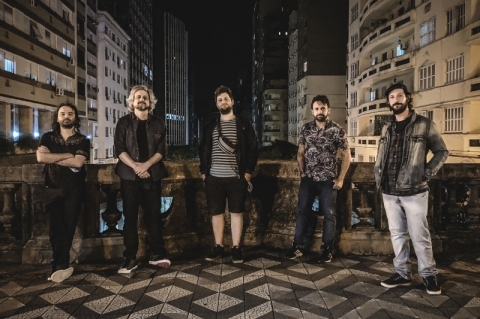Fantomaticos lança Esquina, quarto álbum da banda gaúcha