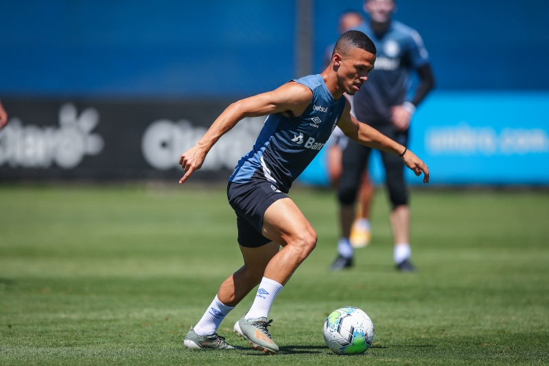 Darlan será o substituto de Maicon no meio-campo gremista, ao lado de Matheus Henrique 