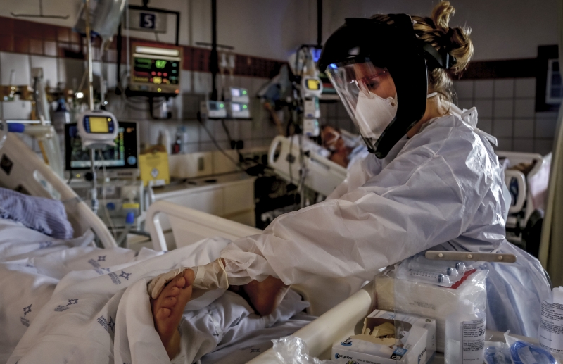 Realidade no local é de colapso na área da saúde com a falta de oxigênio, leitos e medicamentos