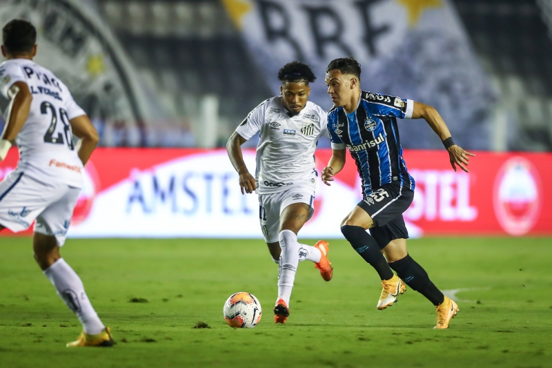 Santos de Marinho foi muito superior ao Grêmio de Pepê nas duas partidas 
