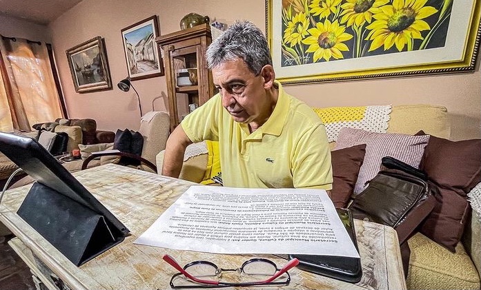Prefeito Sebastião Melo participou do encontro por plaforma online