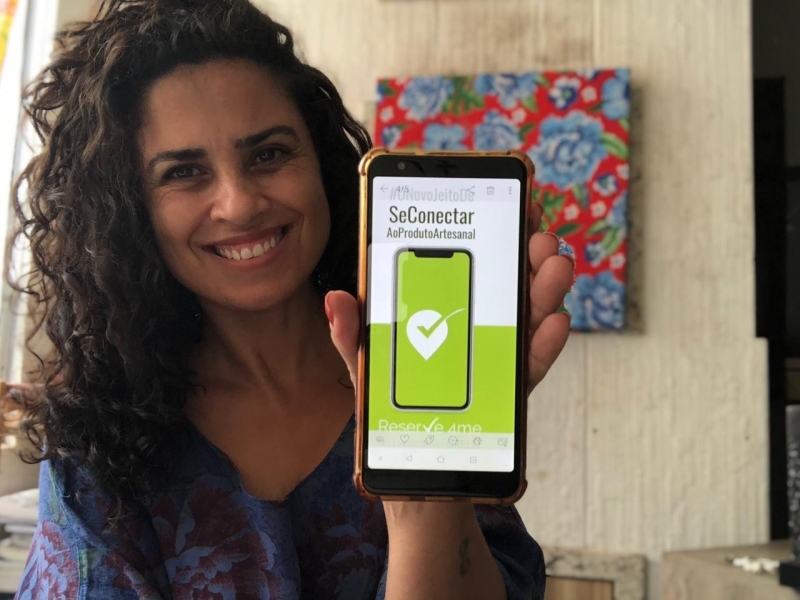 Danielle Cosme e Francine Kr&uuml;ger s&atilde;o s&oacute;cias no neg&oacute;cio que surgiu em meio &agrave; pandemia para quem buscava alternativas que n&atilde;o fossem fast food Foto: Arquivo Pessoal/Divulga&ccedil;&atilde;o/JC/