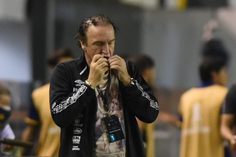 Em fevereiro, o treinador usou o mesmo argumento para não renovar com o Santos