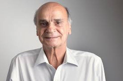 Médico fala sobre imunização contra Covid-19 no programa da noite de domingo (17)