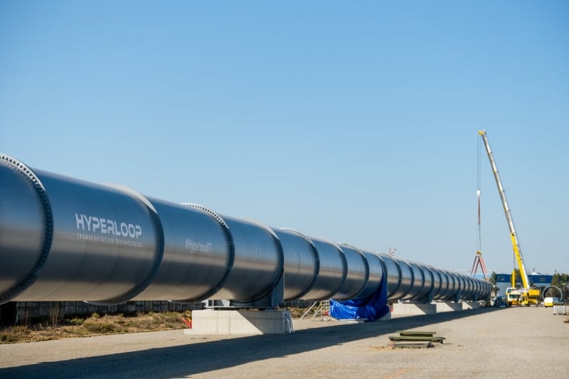 Transporte ocorre dentro de um tubo e modelo se assemelha a um trem-bala ecológico 