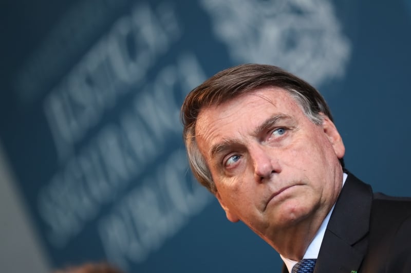 Para governadores, Bolsonaro se recusa a mudar de postura e continua confrontando medidas