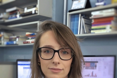 Giovana afirma que é preciso conjugar o online e o offline de forma harmoniosa