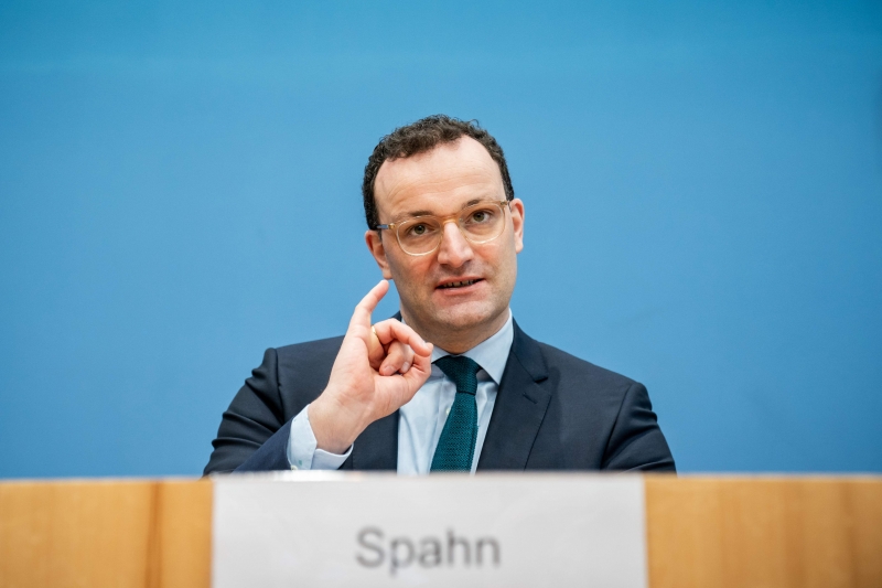 ministro da Saúde alemão, Jens Spahn, está sob críticas pela lentidão na vacinação