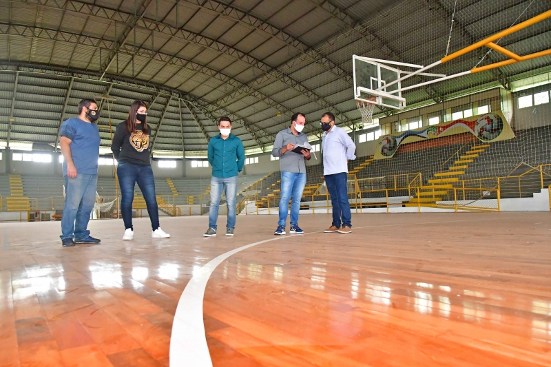 Foram liberados mais de R$ 1 milhão para iluminação dos espaços e para a quadra esportiva da cidade