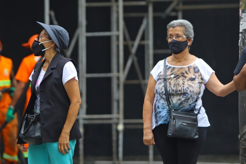 O número de novos casos da doença nas últimas 24 horas passou de 6 mil