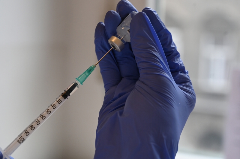 Segundo a pesquisa, não está claro se a injeção será eficaz contra a mutação