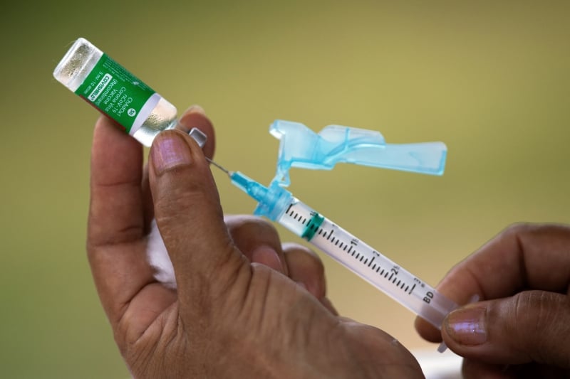 Imunização contra o novo coronavírus não impede que a infecção ocorra
