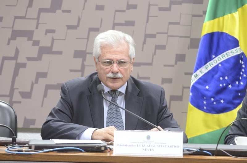 Governo brasileiro tem apresentado disfuncionalidades, diz Neves