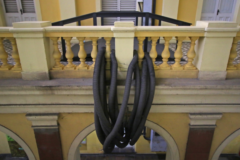 {'nm_midia_inter_thumb1':'https://www.jornaldocomercio.com/_midias/jpg/2021/02/18/206x137/1_lp_180221___mercado__16_-9253303.jpg', 'id_midia_tipo':'2', 'id_tetag_galer':'', 'id_midia':'602e8bb9bed39', 'cd_midia':9253303, 'ds_midia_link': 'https://www.jornaldocomercio.com/_midias/jpg/2021/02/18/lp_180221___mercado__16_-9253303.jpg', 'ds_midia': 'Fotos no Mercado P&uacute;blico para mat&eacute;ria sobre as obras que os mercadeiros querem fazer no espa&ccedil;o  ', 'ds_midia_credi': 'LUIZA PRADO/JC', 'ds_midia_titlo': 'Fotos no Mercado P&uacute;blico para mat&eacute;ria sobre as obras que os mercadeiros querem fazer no espa&ccedil;o  ', 'cd_tetag': '1', 'cd_midia_w': '800', 'cd_midia_h': '533', 'align': 'Left'}