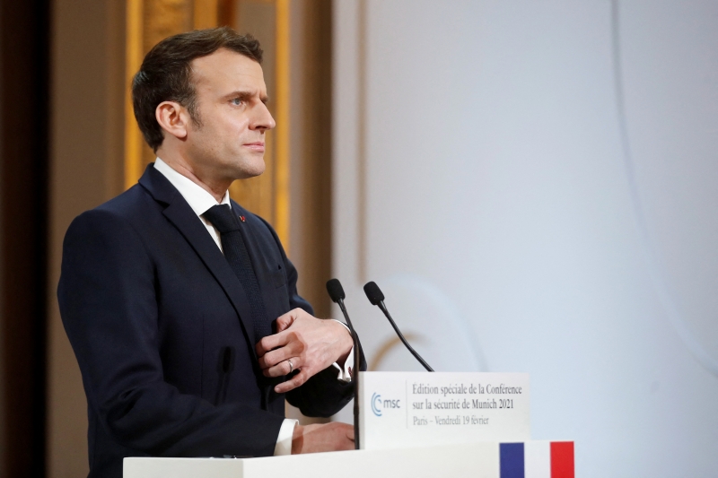 Macron também defendeu a necessidade de regular plataformas digitais, como uma forma de lidar com o avanço do discurso do ódio