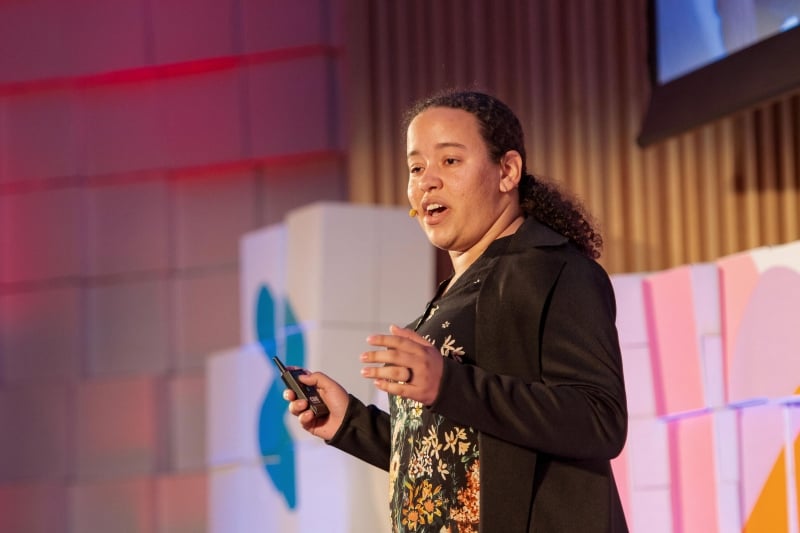 Ana Raquel Calháu Pereira transformou a plataforma, que era gratuita, em um negócio lucrativo