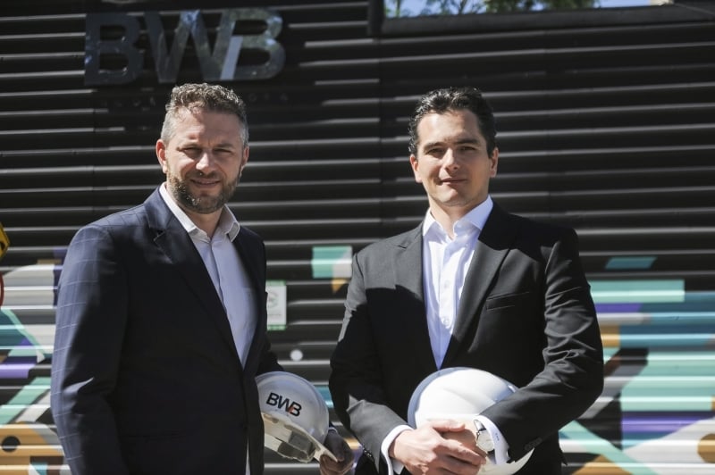 Sócios Balen (d) e Biasoli planejam o Pettros Home Resort há 10 anos