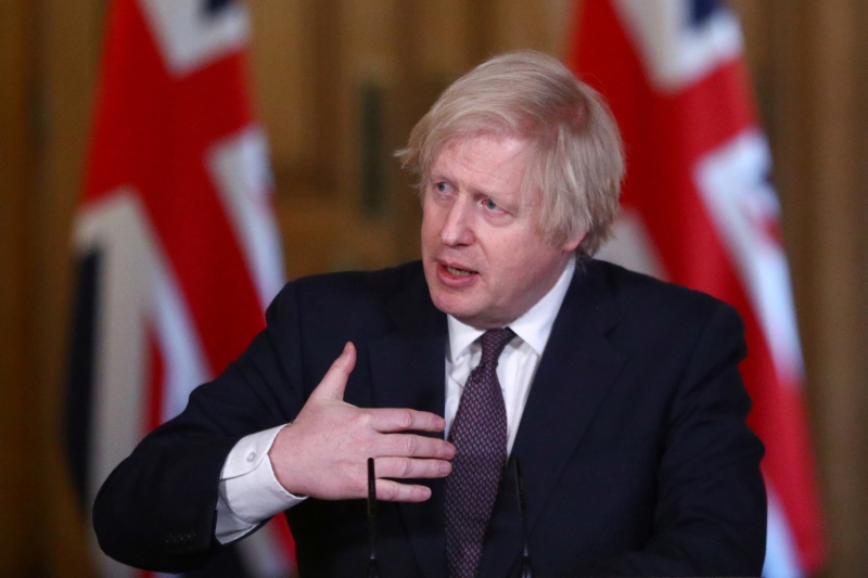 Boris Johnson afirmou que dados recentes do país são positivos, mas há riscos