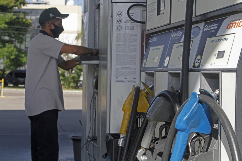 Gasolina respondeu por metade do IPCA de fevereiro na Capital