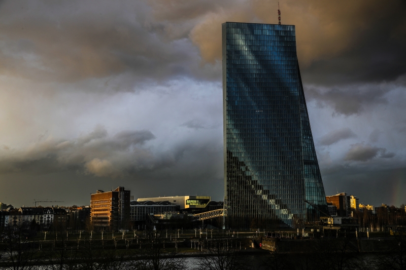 Banco Central Europeu trouxe bom humor ao mercado ao decidir não alterar sua política monetária