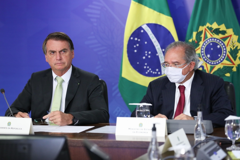 O presidente fez nova defesa do Auxílio Brasil em R$ 400, que levou às alterações no teto de gastos que culminaram com a saída de quatro secretários da Economia na quinta