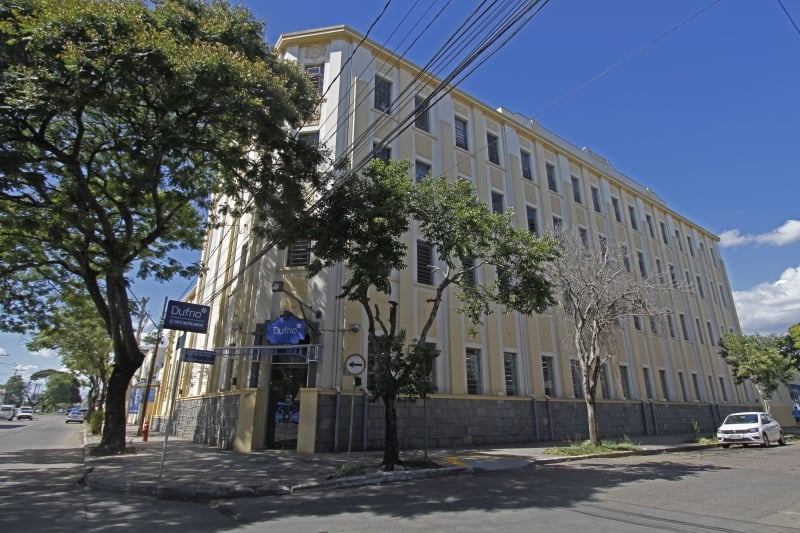 Revitalizado, prédio do antigo Moinhos Chaves sedia, atualmente, a empresa Dufrio