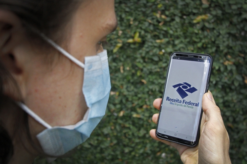 O Fisco espera receber 32.619.749 declarações, número maior do que o do ano passado