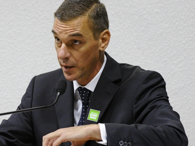 André Brandão permanece no cargo até 1 de abril