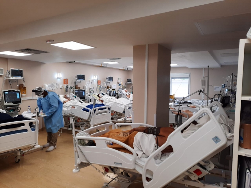 Pandemia - novo coronavírus - covid-19 - demanda para hospitais em Porto Alegre - case da Associação Hospital Vila Nova - na Zona Sul - emergência Covid-19 lotada