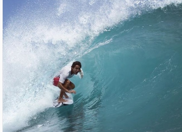 Pedro era tricampeão paulista e bicampeão brasileiro universitário de surfe
